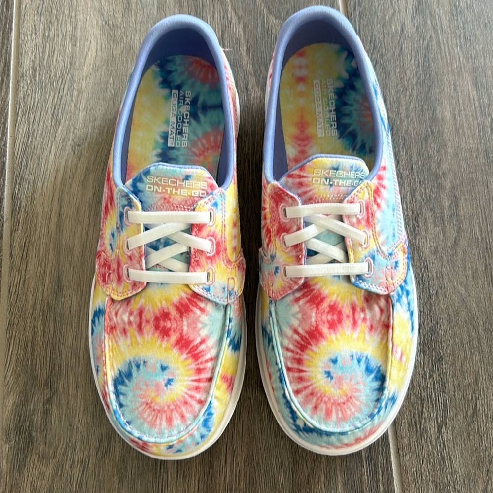NEW Skechers Womens Go Walk Lite Tie Dye Boat Shoe